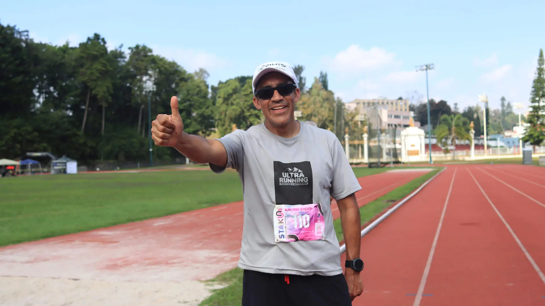 Rubén Darío corrió 24 horas y acumuló 205 kilómetros